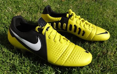 nike ctr 360 gold weiß|Nike Ctr360 Maestri Soccer Shoes for sale .